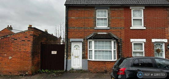 2 bedroom semi-detached house