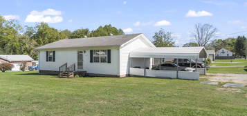 112 Williams Ln, Smithville, TN 37166