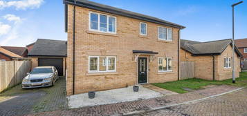 3 bed detached house for sale