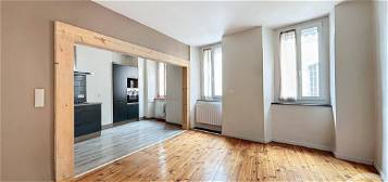 Location appartement 4 pièces 99 m²