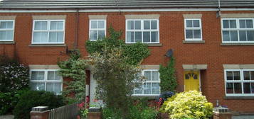 Terraced house to rent in Loyd Road, Abington NN1