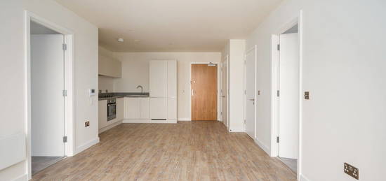 Flat to rent in The Kell, Gillingham Gate Road, Gillingham ME4