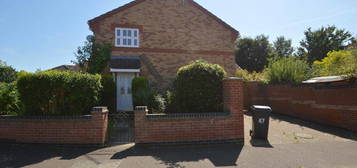 2 bedroom semi-detached house