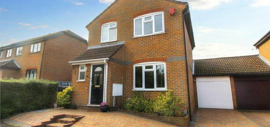 3 bedroom link detached house for sale