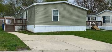 2067 Eastwood St #247, Greenwood, IN 46143
