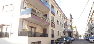 KARŞIYAKA ELİT SİTESİ SATILIK 7 YAŞINDA 3+1 130M2 DAİRE KANIT EM