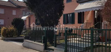 Villa a schiera largo Alcide De Gasperi 8, Madonnina, Serralunga di Crea