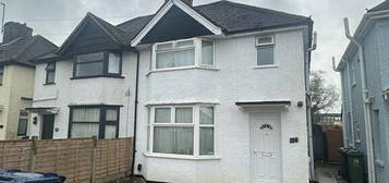 6 bedroom semi-detached house