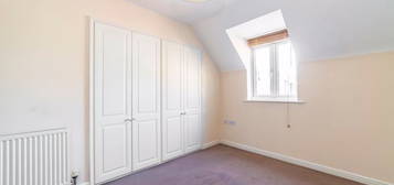 2 bed flat to rent