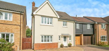 4 bed link detached house for sale