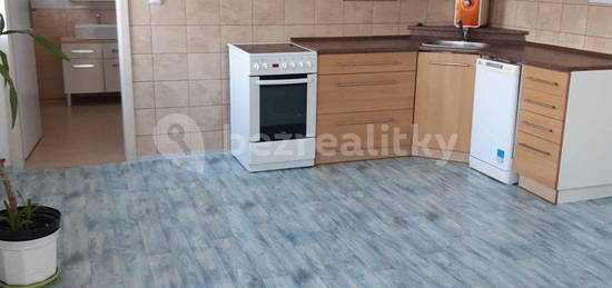 Pronájem bytu 2+1 70 m², Ústecká, Povrly