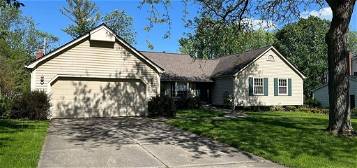 663 Lake Forest Rd, Rochester Hills, MI 48309