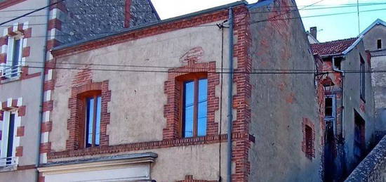 Maison de ville  à vendre, 3 pièces, 2 chambres, 70 m²