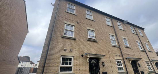 2 bedroom semi-detached house