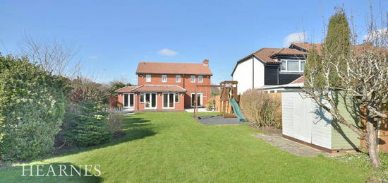 5 bedroom detached house for sale