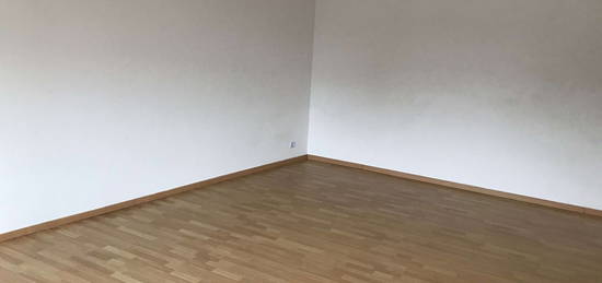 Sofort verfügbare 2-Zimmer-Wohnung 61qm mit Aufzug in Stolberg Büsbach