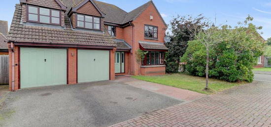 5 bedroom detached house for sale