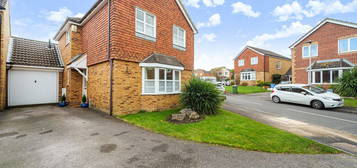 3 bed link detached house for sale