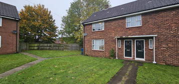 3 bedroom semi-detached house to rent