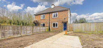 3 bed semi-detached house to rent