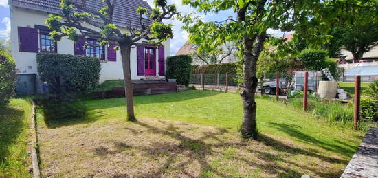 Maison traditionnelle 2 étages  à vendre, 5 pièces, 3 chambres, 93 m²