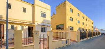 Casa adosada en venta en Centro