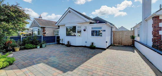 4 bedroom detached bungalow for sale