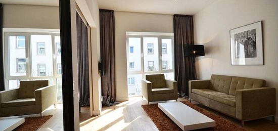 Stilvolles, elegant eingerichtetes Business-Apartment mit 1 Schlafzimmer in Frankfurt bei der Kaiserlei-Brücke