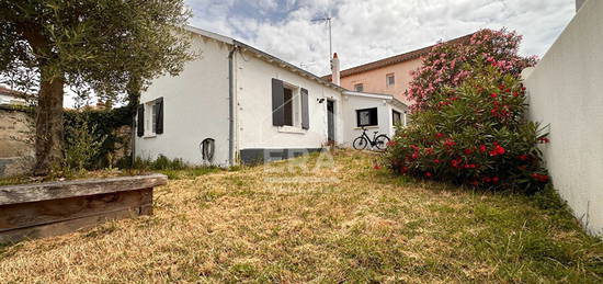 Maison de plain-pied  à vendre, 5 pièces, 3 chambres, 85 m²