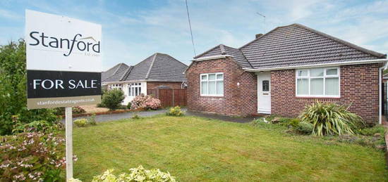 2 bedroom detached bungalow for sale