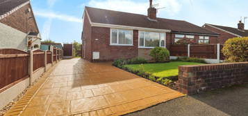 Bungalow for sale in Leaford Avenue, Denton, Manchester, Greater Manchester M34