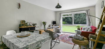 Flat for sale in Grange Road, Sutton SM2