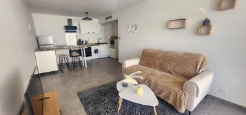 Appartement meublé  à louer, 3 pièces, 2 chambres, 57 m²