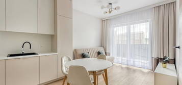 Nowy 2 pokojowy apartament z garażem i komórką