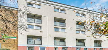 Flat for sale in Simpson Road, Hounslow TW4