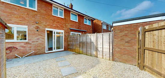 3 bedroom semi-detached house