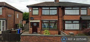 3 bedroom semi-detached house