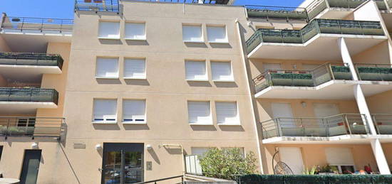 Appartement 64m² -T3 - Balcon