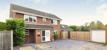 4 bed detached house for sale