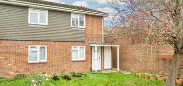 Flat to rent in Felmer Drive, Kings Worthy SO23