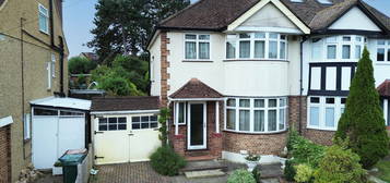 3 bed semi-detached house for sale