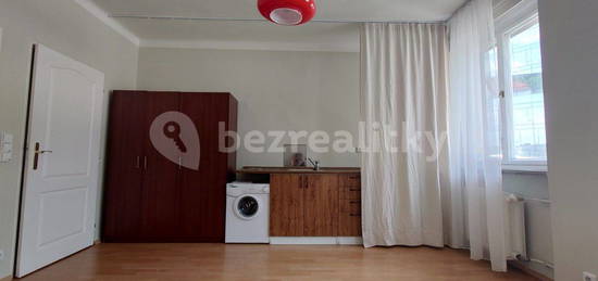 Pronájem bytu Garsoniéra 22 m², Kladenská, Praha