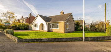 2 bedroom detached bungalow for sale