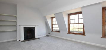 3 bedroom flat to rent