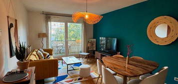 Loue Lyon-Valmy, grand et beau T2 de 52m²