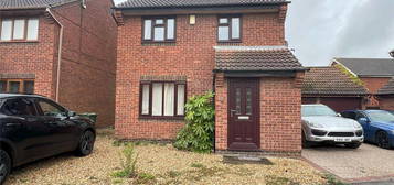 3 bedroom detached house to rent