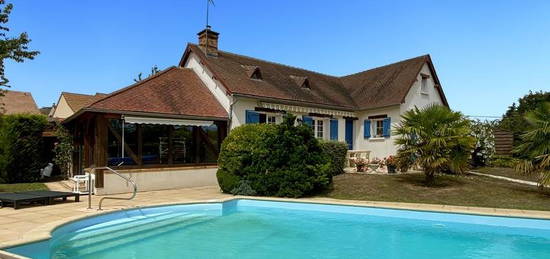 Dpt Sarthe (72), à vendre BESSE SUR BRAYE maison P5 de 116 m² - Terrain de 1 346,00 m²