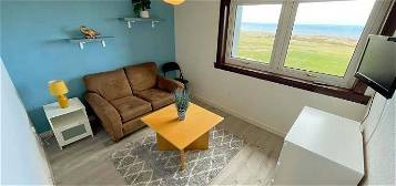 Flat to rent in Bayview Court, Aberdeen AB24
