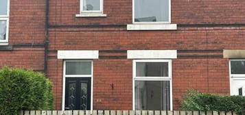 2 bedroom terraced house