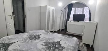 Apartament de 2 camere, 55 mp, semidecomandat, parcare, zona Baba Novac